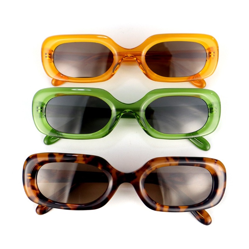 نظارات شمسية جديدة بإطار سميك مربعة ملونة للنساء نظارات شمسية كلاسيكية من خلات الموضة الأحدث لعام 2022